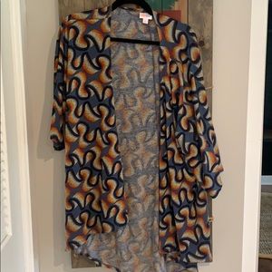 LuLaRoe open front shorter sweater. Small.